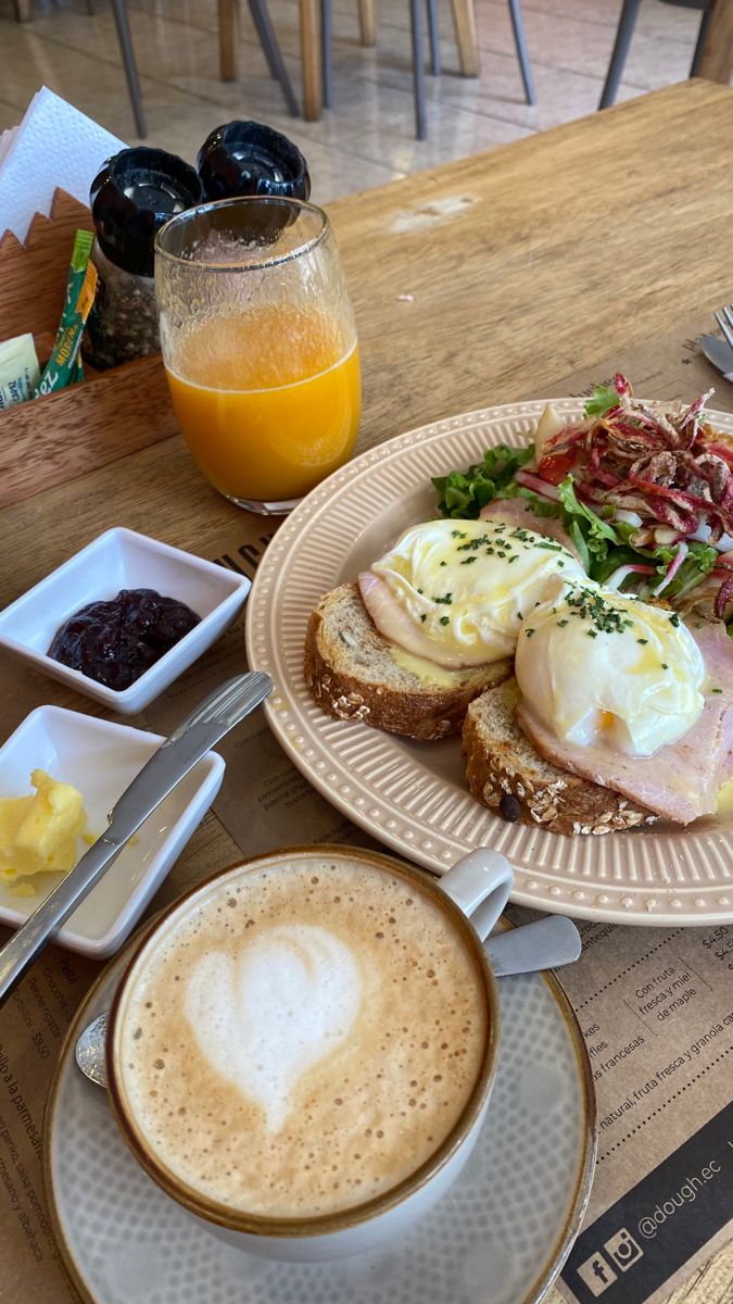 Café y Desayuno